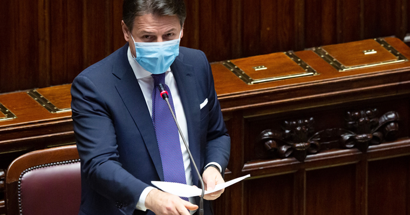 Ultime notizie Coronavirus: la diretta del Premier Conte al Senato, in arrivo un nuovo DPCM: misure differenziate sulla base del livello di rischio dei territori