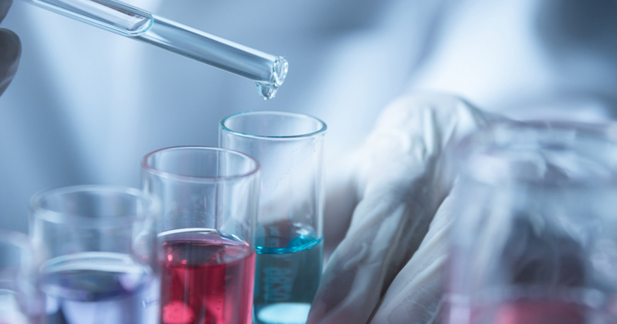 Rischio chimico e sicurezza nei laboratori: le indicazioni di INAIL