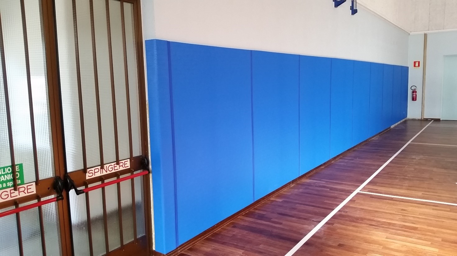 Giwa - Security Wall in palestra 
